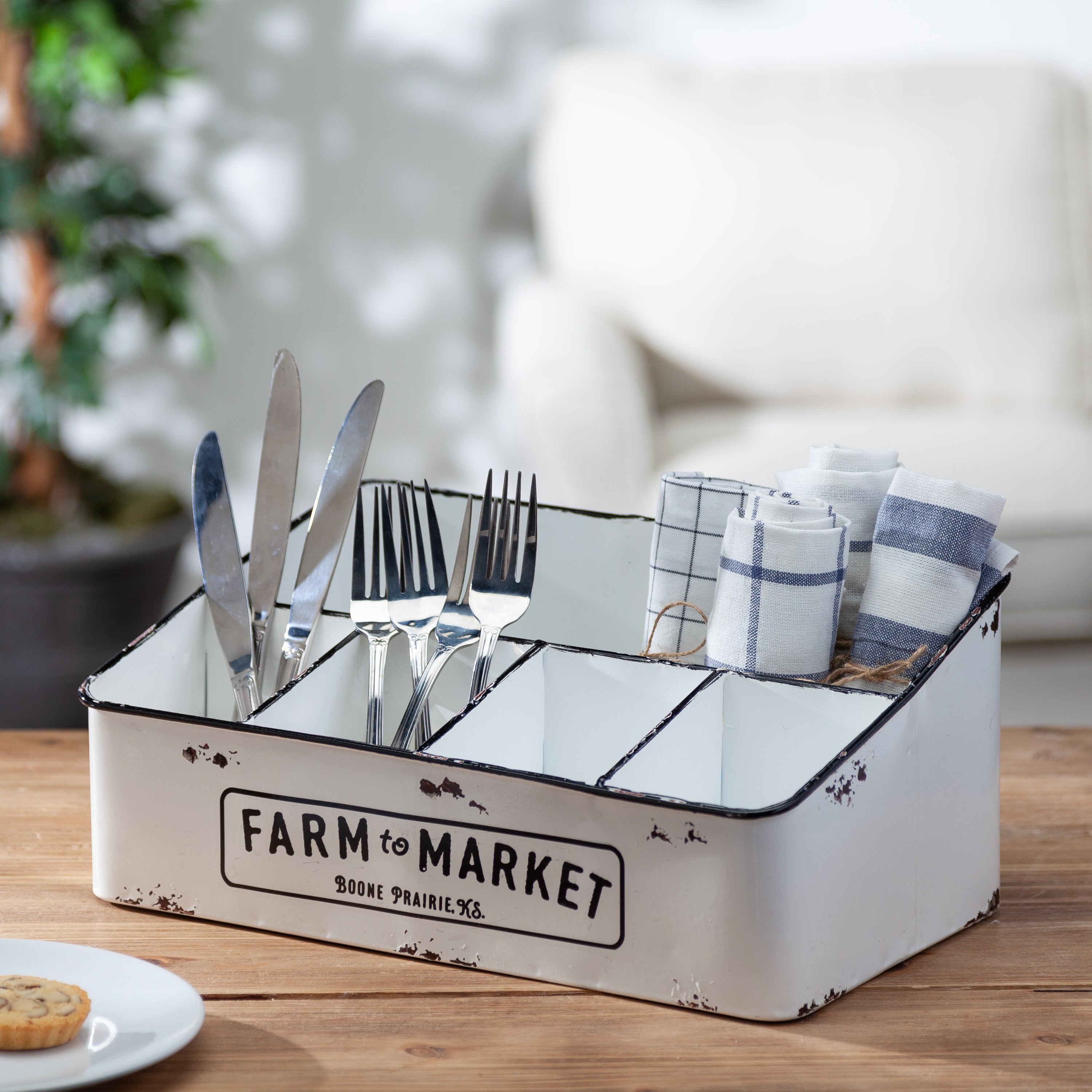 14.3 Inch Rustic Metal Container with 5 Compartment